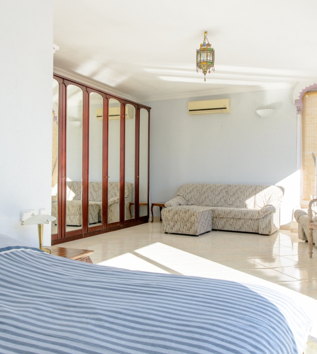 Resa estates ibiza house for sale koop tourist license bedroom 4.1.jpg